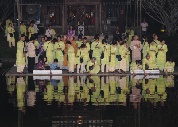 Chương trình “Thân Tâm An Lạc” với Đêm Pháp Hoa huyền diệu