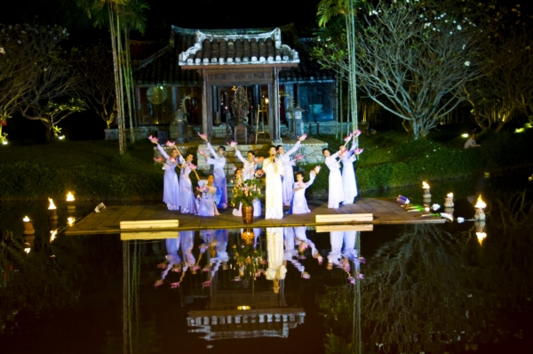 Chương trình “Thân Tâm An Lạc” với Đêm Pháp Hoa huyền diệu