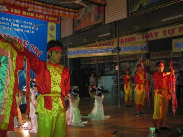 Đồng Nai - Đêm giao lưu văn nghệ mừng lễ bổ nhiệm trụ trì chùa Gia Canh