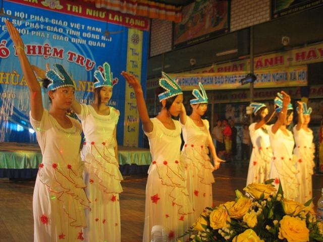 Đồng Nai - Đêm giao lưu văn nghệ mừng lễ bổ nhiệm trụ trì chùa Gia Canh