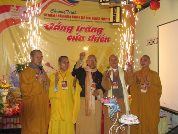 Câu Lạc Bộ Hoằng Pháp Trẻ Mừng 5 năm ngày thành lập