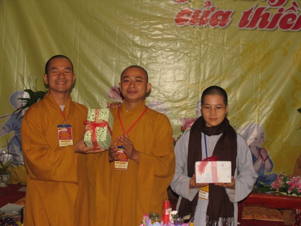 Câu Lạc Bộ Hoằng Pháp Trẻ Mừng 5 năm ngày thành lập