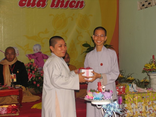 Câu Lạc Bộ Hoằng Pháp Trẻ Mừng 5 năm ngày thành lập