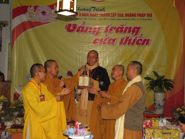 Câu Lạc Bộ Hoằng Pháp Trẻ Mừng 5 năm ngày thành lập