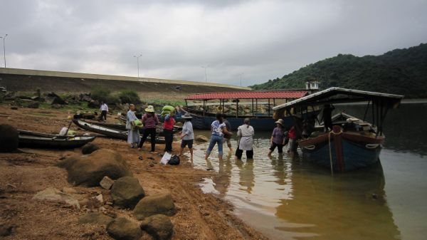BRVT: Chùa Từ Hiếu cùng miền Trung chia sẻ tình nhân ái