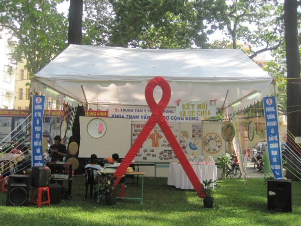 Chùm ảnh Hội trại Thành Phố Hồ Chí Minh 20 năm đương đầu với đại dịch HIV/AIDS
