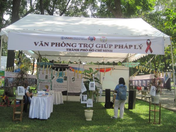 Chùm ảnh Hội trại Thành Phố Hồ Chí Minh 20 năm đương đầu với đại dịch HIV/AIDS