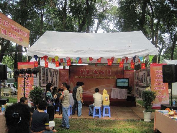 Chùm ảnh Hội trại Thành Phố Hồ Chí Minh 20 năm đương đầu với đại dịch HIV/AIDS