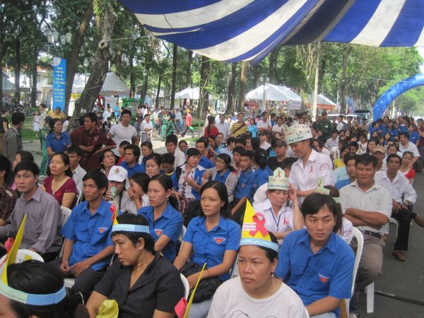 Chùm ảnh Hội trại Thành Phố Hồ Chí Minh 20 năm đương đầu với đại dịch HIV/AIDS