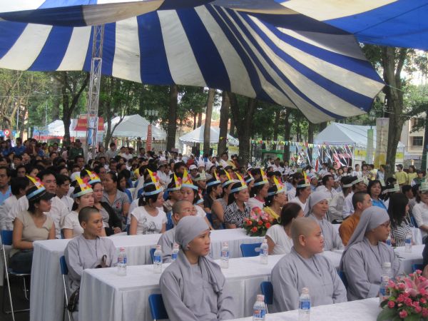 Chùm ảnh Hội trại Thành Phố Hồ Chí Minh 20 năm đương đầu với đại dịch HIV/AIDS