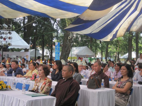 Chùm ảnh Hội trại Thành Phố Hồ Chí Minh 20 năm đương đầu với đại dịch HIV/AIDS