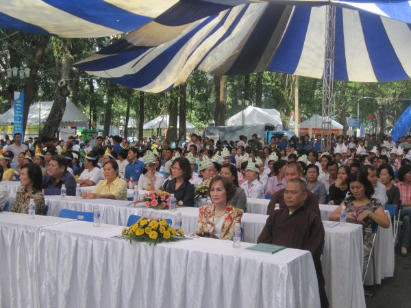 Chùm ảnh Hội trại Thành Phố Hồ Chí Minh 20 năm đương đầu với đại dịch HIV/AIDS