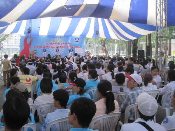 Chùm ảnh Hội trại Thành Phố Hồ Chí Minh 20 năm đương đầu với đại dịch HIV/AIDS