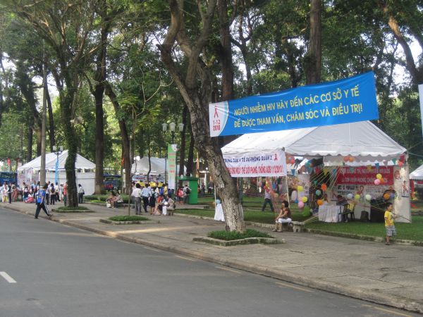 Chùm ảnh Hội trại Thành Phố Hồ Chí Minh 20 năm đương đầu với đại dịch HIV/AIDS