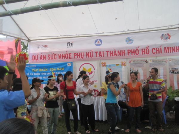 Chùm ảnh Hội trại Thành Phố Hồ Chí Minh 20 năm đương đầu với đại dịch HIV/AIDS