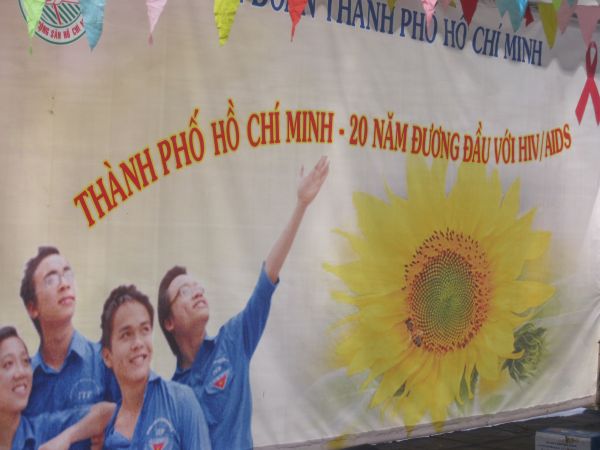 Chùm ảnh Hội trại Thành Phố Hồ Chí Minh 20 năm đương đầu với đại dịch HIV/AIDS