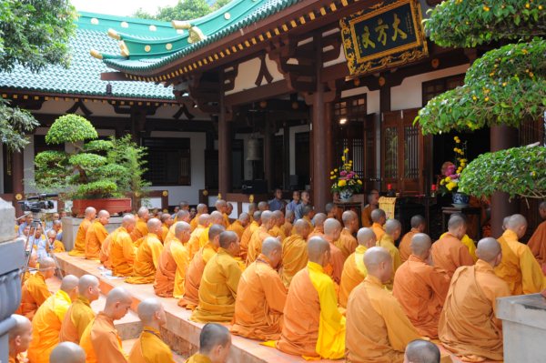 Đại Giới Đàn Cam Lộ: Giáo Thọ A Xà Lê - Tuyên Luật Sư Đại Giới Đàn Cam Lộ HT. Thích Minh Thông, Thuyết Giới