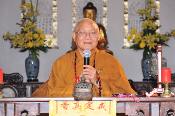 Đại Giới Đàn Cam Lộ: Giáo Thọ A Xà Lê - Tuyên Luật Sư Đại Giới Đàn Cam Lộ HT. Thích Minh Thông, Thuyết Giới