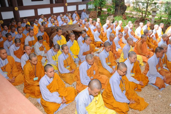 Đại Giới Đàn Cam Lộ: Giáo Thọ A Xà Lê - Tuyên Luật Sư Đại Giới Đàn Cam Lộ HT. Thích Minh Thông, Thuyết Giới
