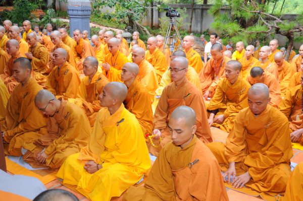 Đại Giới Đàn Cam Lộ: Giáo Thọ A Xà Lê - Tuyên Luật Sư Đại Giới Đàn Cam Lộ HT. Thích Minh Thông, Thuyết Giới