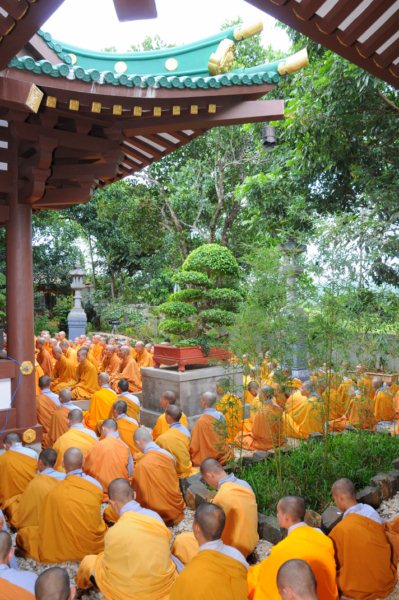 Đại Giới Đàn Cam Lộ: Giáo Thọ A Xà Lê - Tuyên Luật Sư Đại Giới Đàn Cam Lộ HT. Thích Minh Thông, Thuyết Giới
