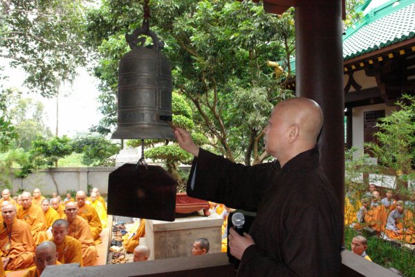Đại Giới Đàn Cam Lộ: Giáo Thọ A Xà Lê - Tuyên Luật Sư Đại Giới Đàn Cam Lộ HT. Thích Minh Thông, Thuyết Giới
