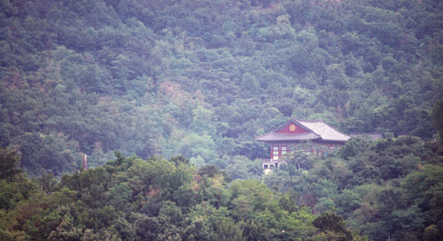 Tổ đình Phụng Nguyên Cổ Tự (Bongwonsa), duy trì phát huy truyền thống Nghi Lễ Phật giáo Hàn Quốc