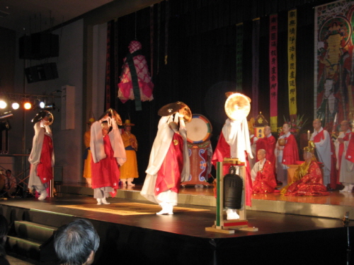 Tổ đình Phụng Nguyên Cổ Tự (Bongwonsa), duy trì phát huy truyền thống Nghi Lễ Phật giáo Hàn Quốc