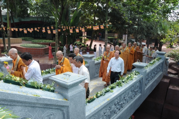 Đại lễ an vị thánh tượng Bồ Tát Quán Thế Âm lớn nhất Việt Nam tại Suối Tiên