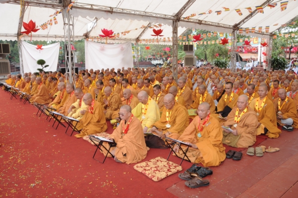 Đại lễ an vị thánh tượng Bồ Tát Quán Thế Âm lớn nhất Việt Nam tại Suối Tiên