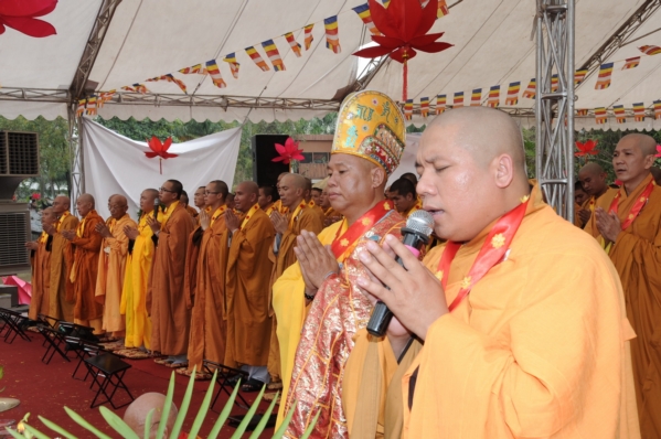 Đại lễ an vị thánh tượng Bồ Tát Quán Thế Âm lớn nhất Việt Nam tại Suối Tiên