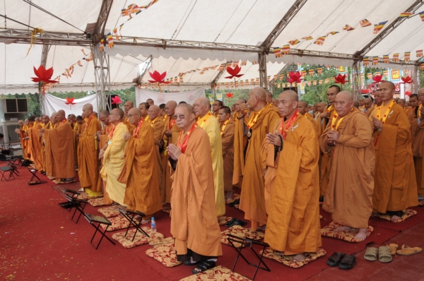 Đại lễ an vị thánh tượng Bồ Tát Quán Thế Âm lớn nhất Việt Nam tại Suối Tiên