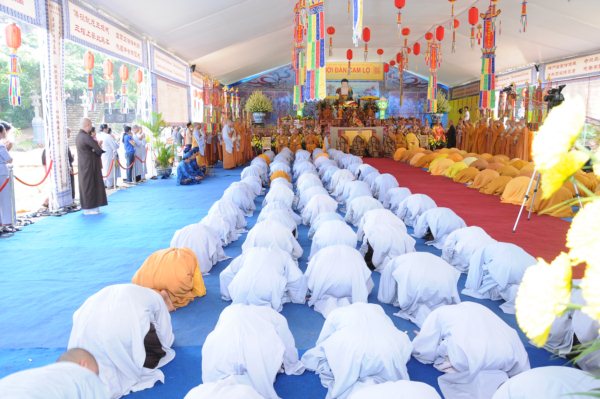 Đại Giới Đàn Cam Lộ: Lễ Cung An Chức Sự - Ngày 25/10/2010