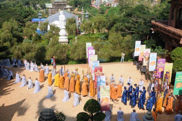 Đại Giới Đàn Cam Lộ: Lễ Cung An Chức Sự - Ngày 25/10/2010