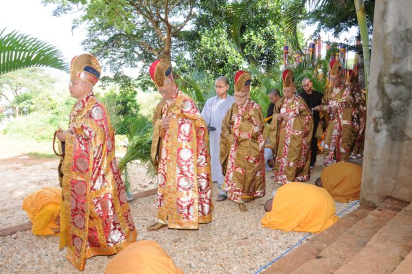 Đại Giới Đàn Cam Lộ: Lễ Cung An Chức Sự - Ngày 25/10/2010