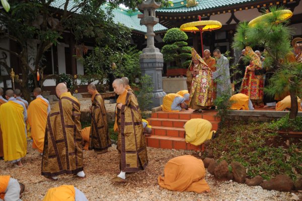 Đại Giới Đàn Cam Lộ: Lễ Cung An Chức Sự - Ngày 25/10/2010