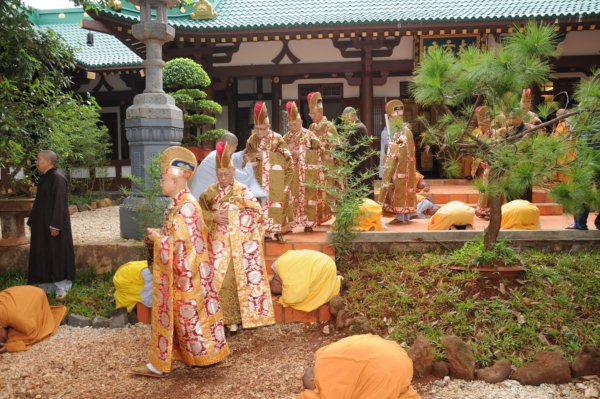 Đại Giới Đàn Cam Lộ: Lễ Cung An Chức Sự - Ngày 25/10/2010