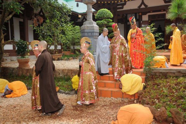 Đại Giới Đàn Cam Lộ: Lễ Cung An Chức Sự - Ngày 25/10/2010
