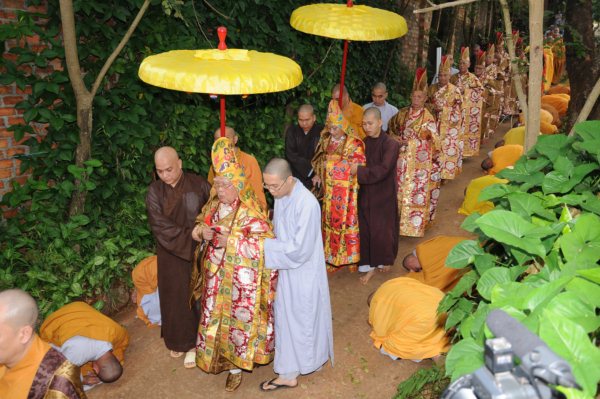 Đại Giới Đàn Cam Lộ: Lễ Cung An Chức Sự - Ngày 25/10/2010