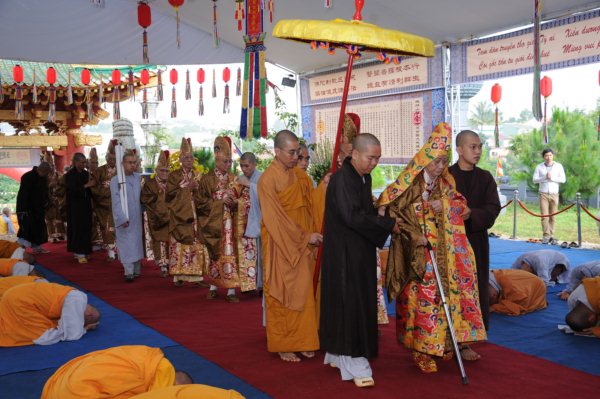 Đại Giới Đàn Cam Lộ: Lễ Cung An Chức Sự - Ngày 25/10/2010