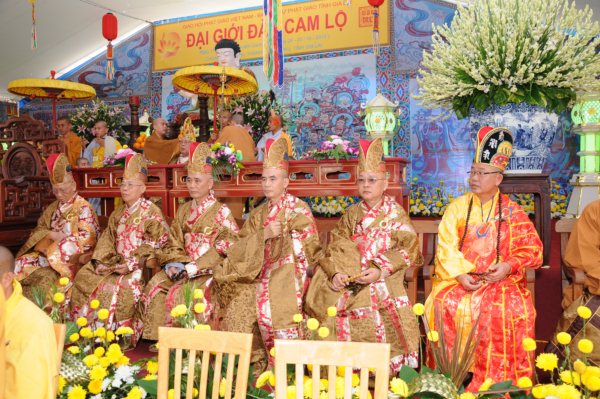 Đại Giới Đàn Cam Lộ: Lễ Cung An Chức Sự - Ngày 25/10/2010
