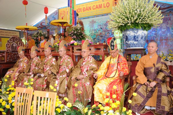 Đại Giới Đàn Cam Lộ: Lễ Cung An Chức Sự - Ngày 25/10/2010