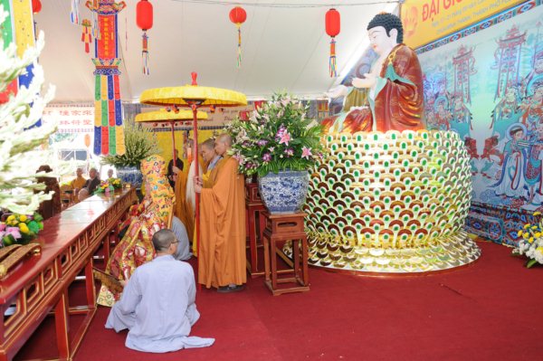 Đại Giới Đàn Cam Lộ: Lễ Cung An Chức Sự - Ngày 25/10/2010