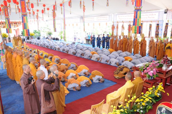 Đại Giới Đàn Cam Lộ: Lễ Cung An Chức Sự - Ngày 25/10/2010
