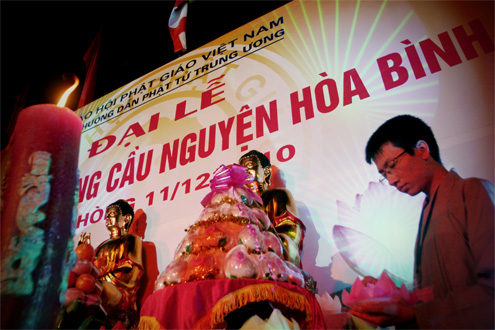 Đêm hoa đăng cầu nguyện Hòa Bình