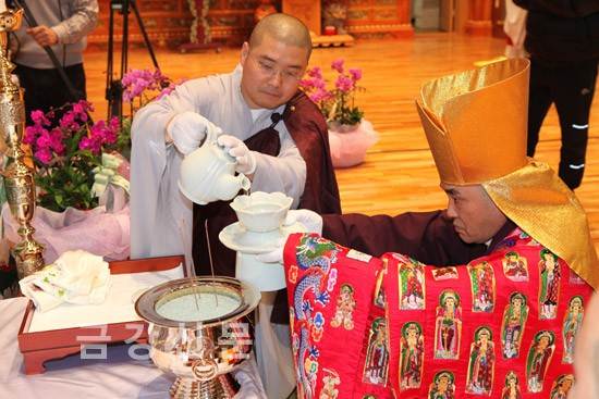Kỷ niệm 100 năm Thượng Nguyệt – Viên Giác đại Tổ sư khôi phục Thiền phái Thiên Thai, Hàn Quốc