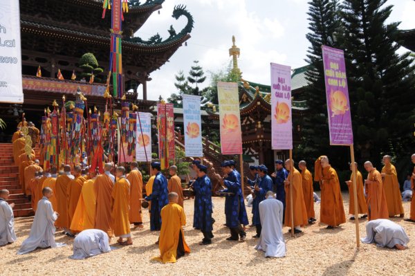 Đại Giới Đàn Cam Lộ: Lễ Kết Giới Trường - Ngày 25/10/2010