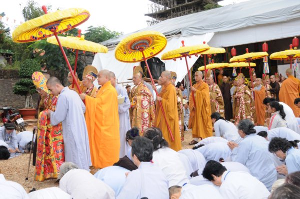 Đại Giới Đàn Cam Lộ: Lễ đăng đàn Truyền Giới Thập Thiện và Bồ Tát tại gia