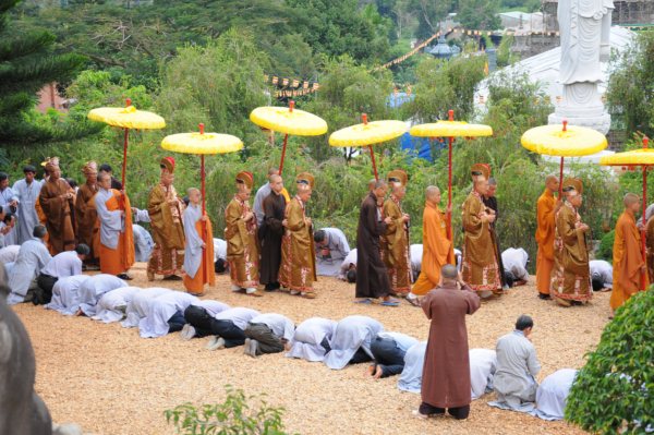 Đại Giới Đàn Cam Lộ: Lễ đăng đàn Truyền Giới Thập Thiện và Bồ Tát tại gia