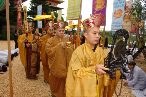 Đại Giới Đàn Cam Lộ: Lễ đăng đàn Truyền Giới Thập Thiện và Bồ Tát tại gia